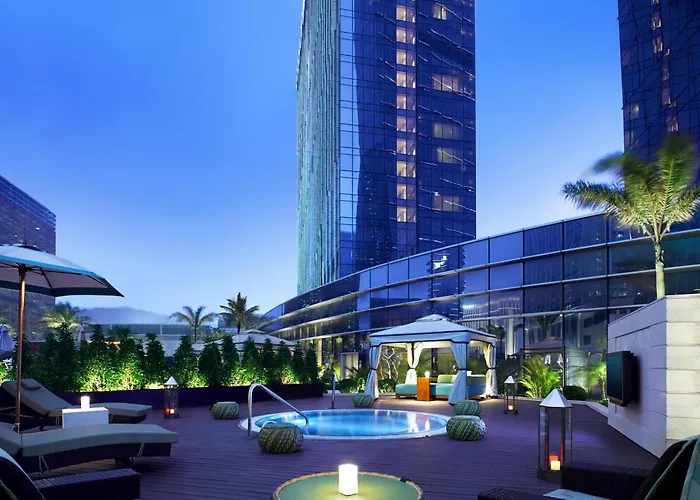 Grand Hyatt Hotel 5*