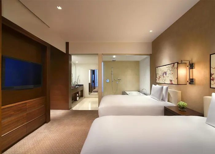 Grand Hyatt Hotel 5*