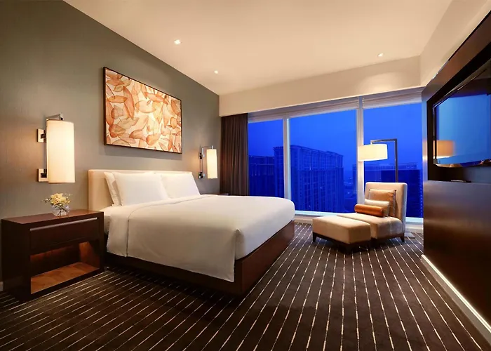 Grand Hyatt Hotel 5*